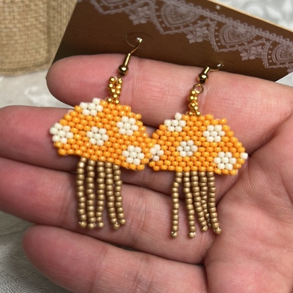 NEW Handmade Mushroom Boho Beaded Earrings - Picture 3 of 3